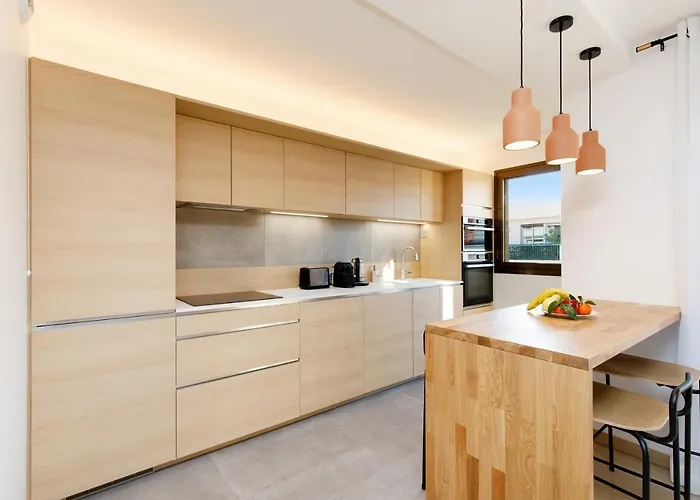 Citybeach Soha- Rue D'antibes - 2 Bdr 2 Bthr 1 Toil - Clim Terrace Parking Elevator * Κάννες